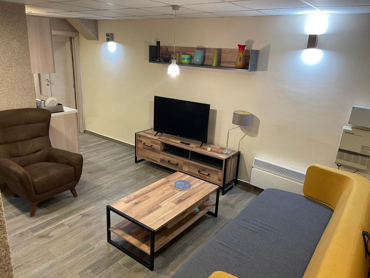 Ribnica Apartment Подгорица Екстериор снимка